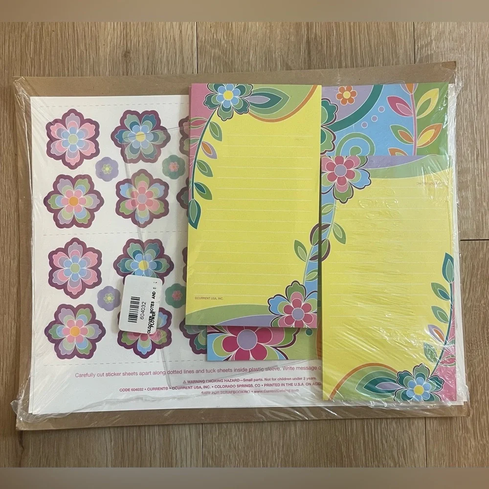Scrapbooking Sampler - Picture 1 of 2